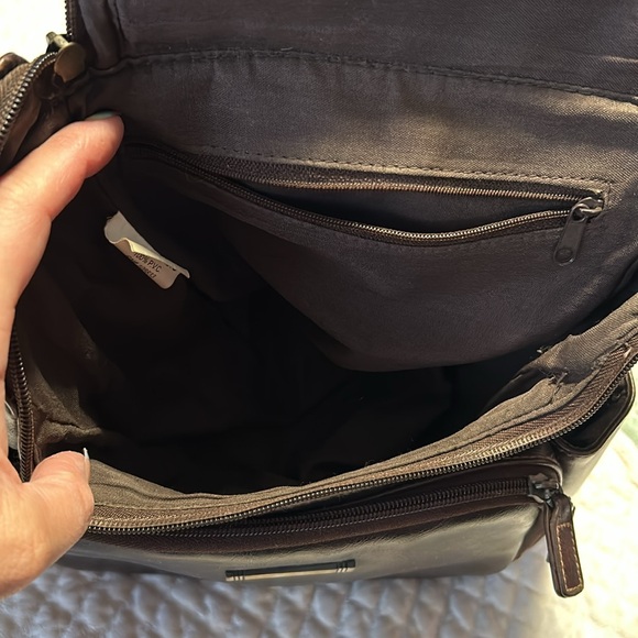 Simply Basic Backpack - Picture 3 of 3